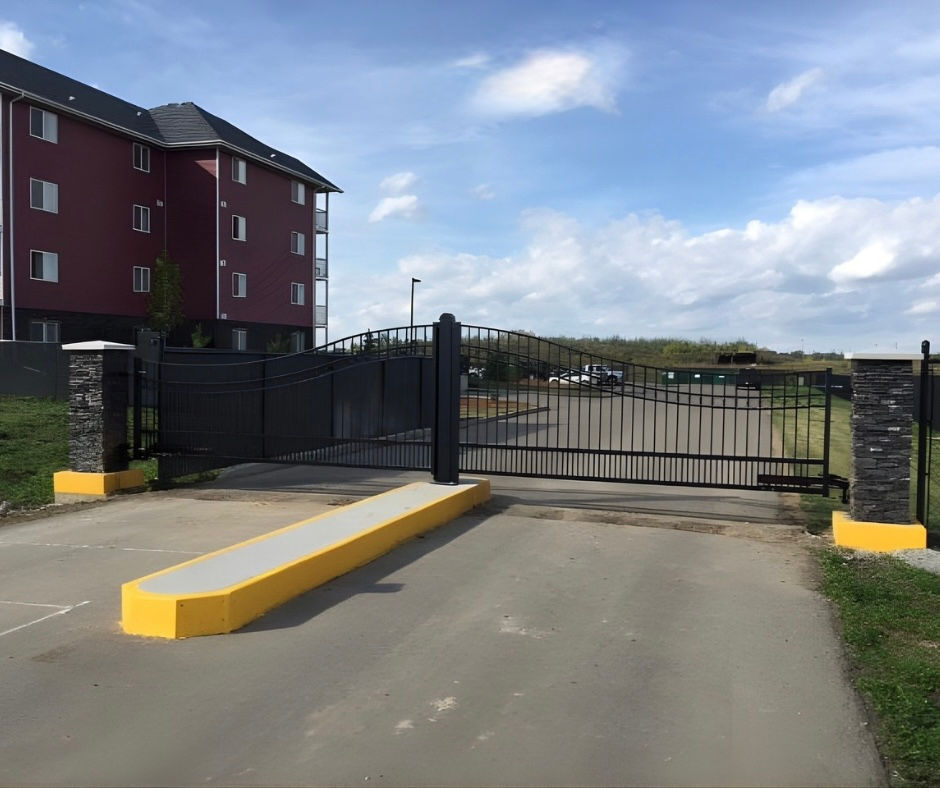 Gate 21.jpg