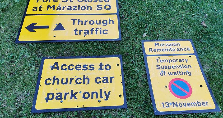 Use of Non-Prescribed Signs