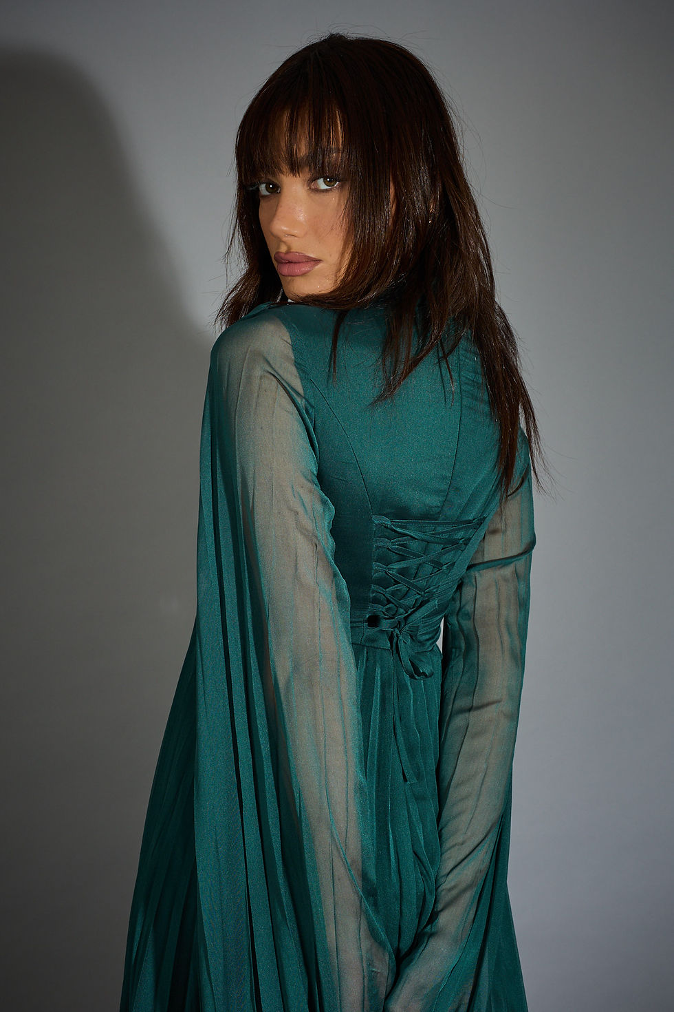 תמונה ממוזערת: hollywood dress 