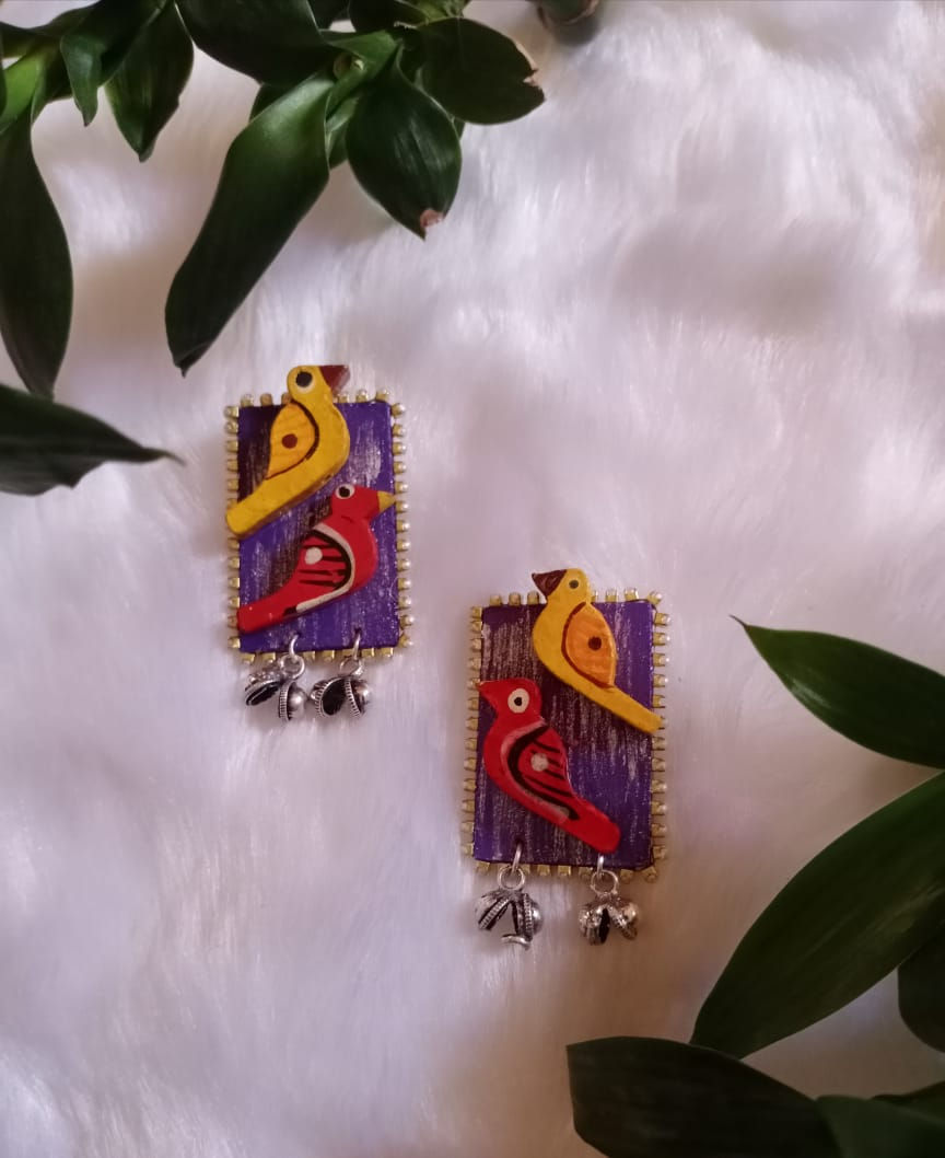 Thumbnail: Rectangular 3D bird earrings