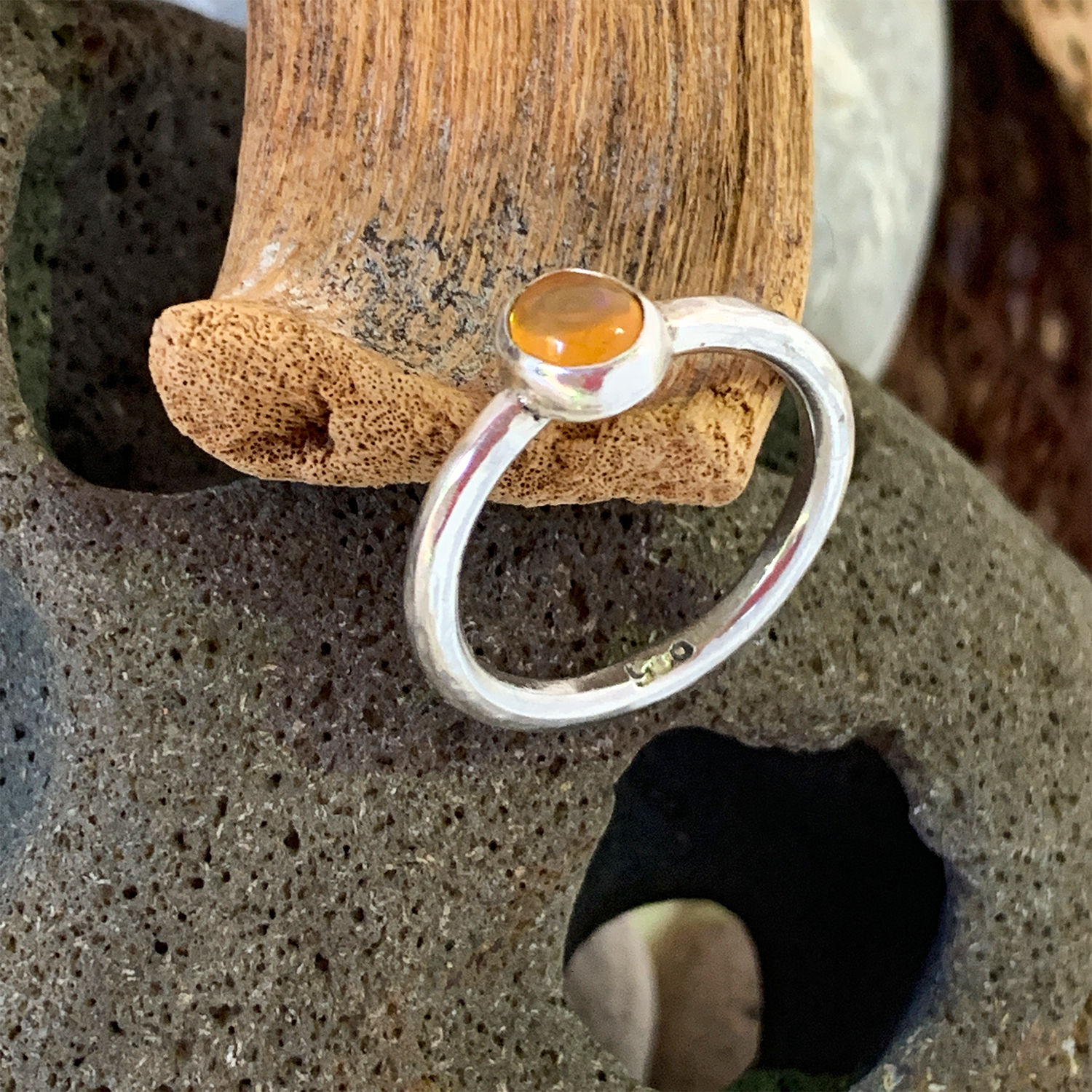 Anillo ópalo