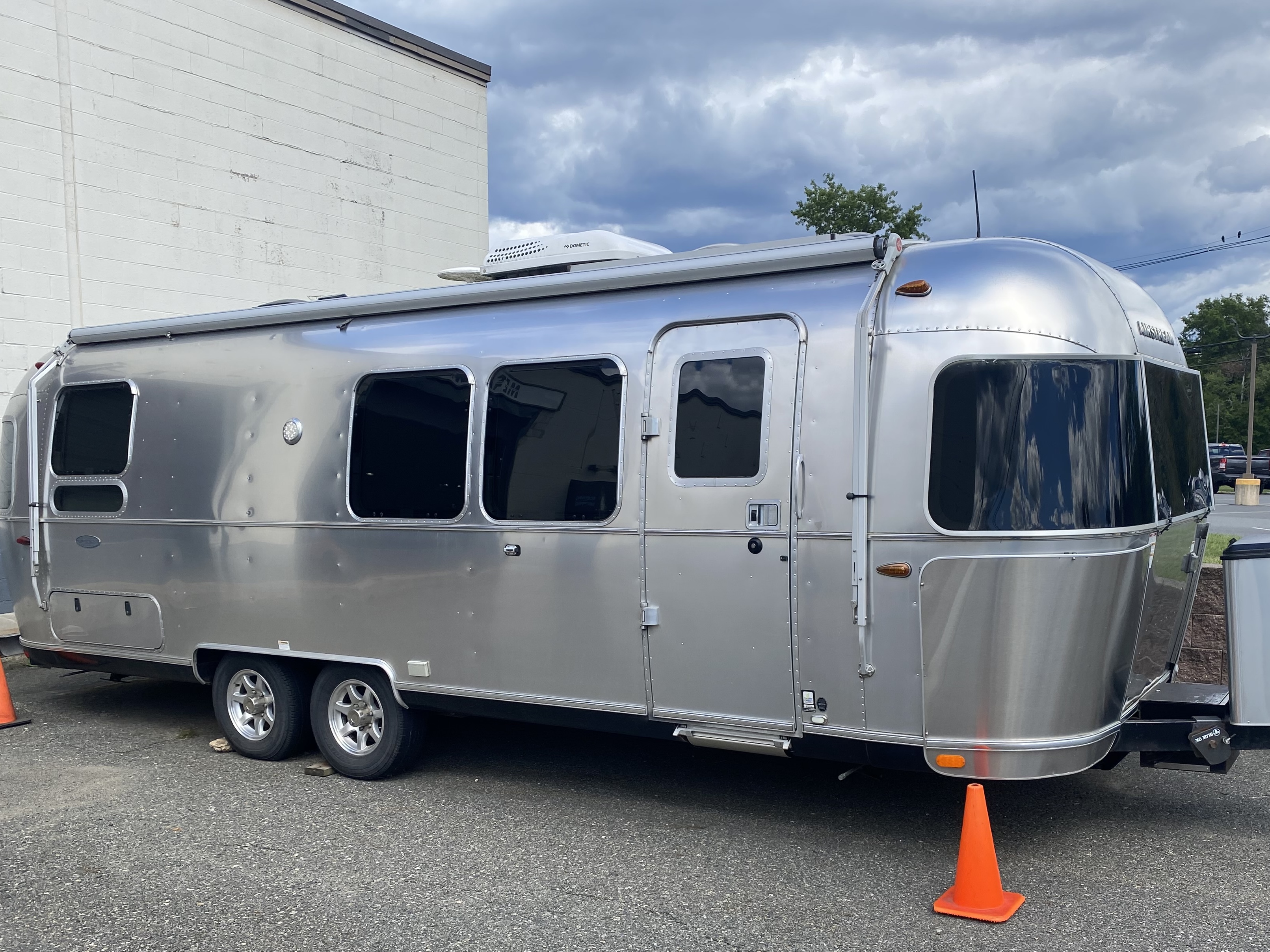 2018 Airstream Flying Cloud 28rb