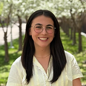 headshot of Caroline Hausler