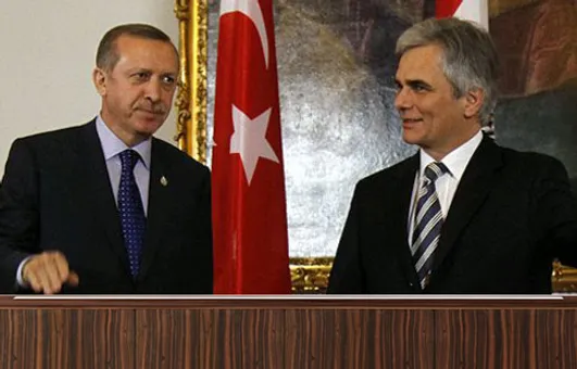 Gefalschtes Universitats Diplom Recep Erdogan Geht In Die Offensive