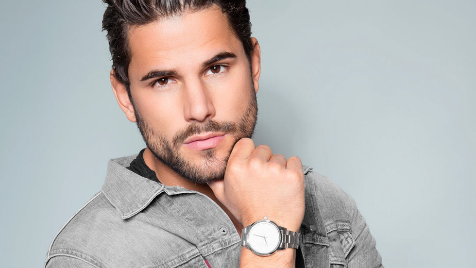 The Art of the Uncluttered Wrist: A Stylish Man's Guide to Minimalist Watches