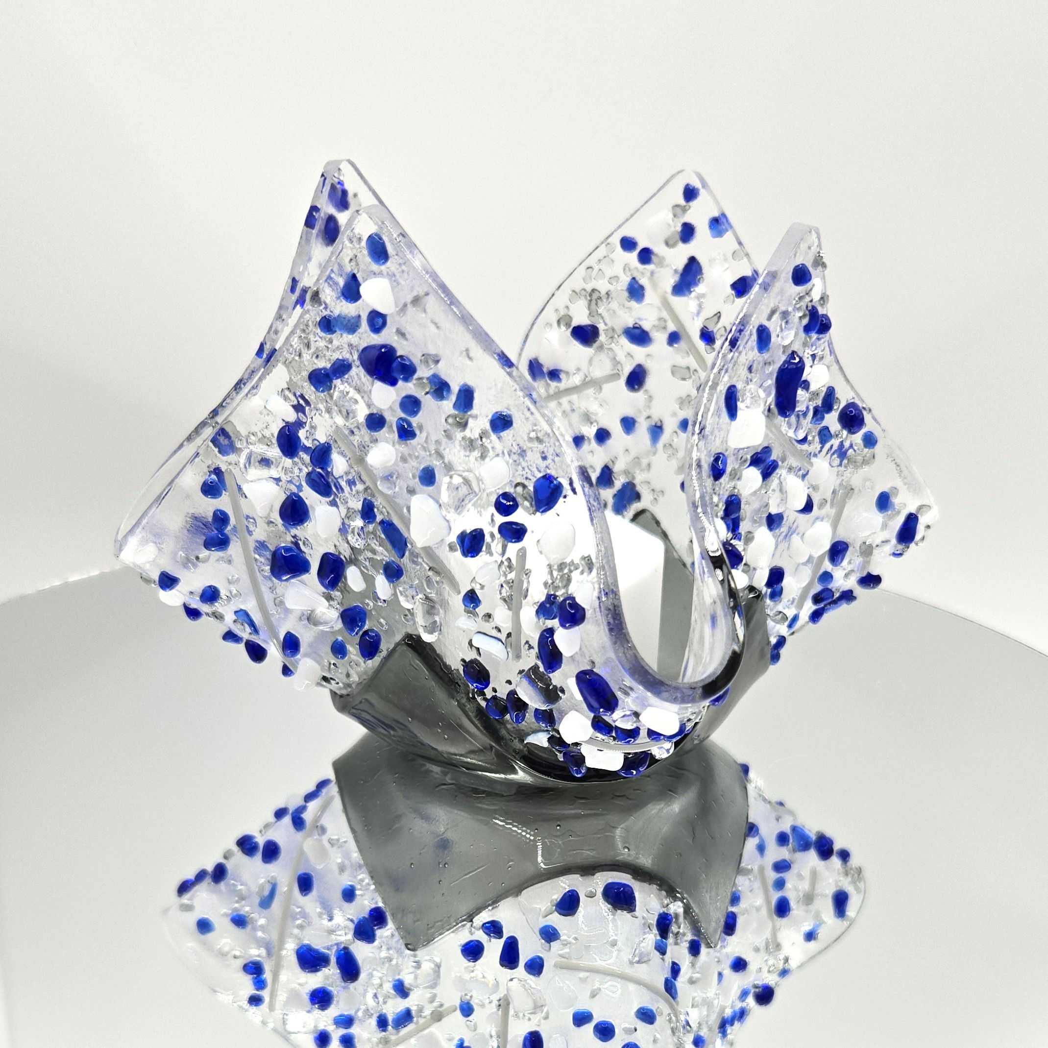 Kiln-formed Draped Glass Tealight Holder (Blue, silver gray, white)