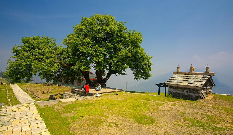 Bijli-Mahadev-Temple-Overview.jpg