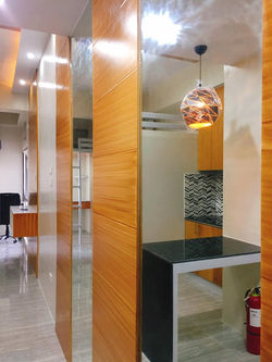 wall-mirror.jpg