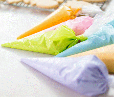 icing bags - canva 2.gif