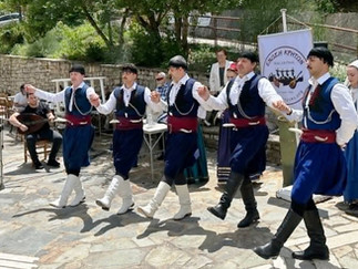 Η Ένωση Κρητών Νέας Σμύρνης τιμήθηκε στις επετειακές εκδηλώσεις της Αροανίας Καλαβρύτων