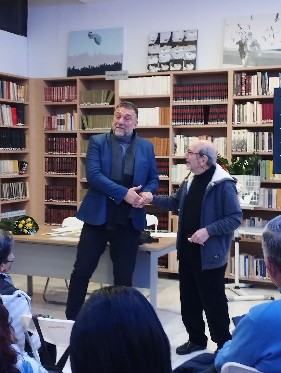 «Γυναίκα στην Τέχνη»: Με επιτυχία η εκδήλωση στη Δημοτική Βιβλιοθήκη Παλαιού Φαλήρου