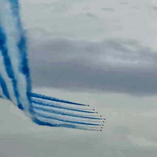Πλήθος κόσμου στον Φλοίσβο για το airshow της Πολεμικής Αεροπορίας