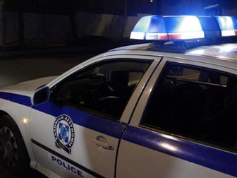 Αυγά σε διερχόμενο αυτοκίνητο στη Νέα Σμύρνη - Τραυματίστηκε οδηγός μετά από «επικίνδυνη φάρσα» ανηλίκων