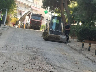 Δημότης ζητά εξηγήσεις για τις ασφαλτοστρώσεις στη Νέα Σμύρνη: «Ποια είναι τα κριτήρια επιλογής των δρόμων;»