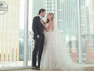 The Mint Museum Uptown is the chicest city wedding venue in Charlotte, NC.
