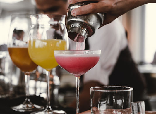 Cocktails & Dancing @ Siddharta Lounge