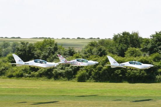 Skupina Shark ULL 1.jpg