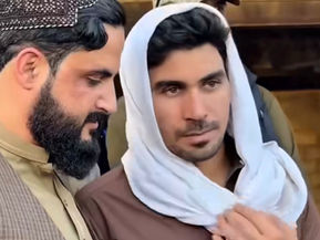  د کرکټ ملي اتل، رحمان الله ګربز د ګرانې مور د وفات له امله