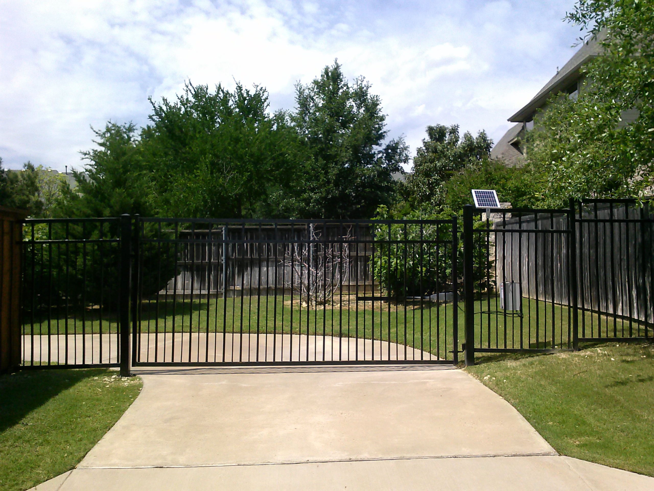 Dallas Wrought Iron Fence Installer