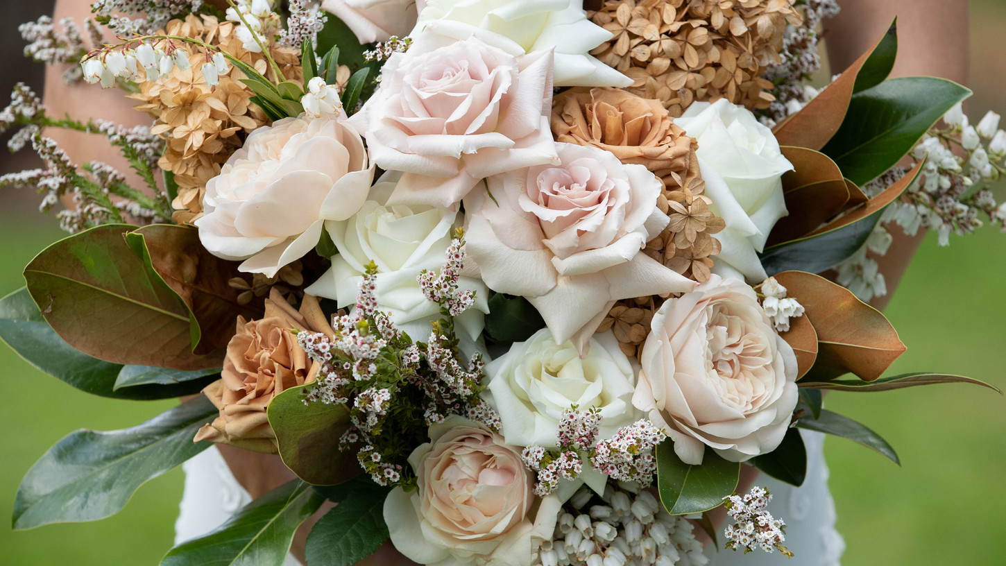 Weddings Gallery Wallingford Flowers Echuca Moama Bouquets