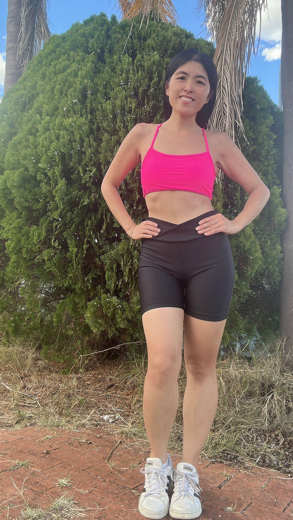 Thumbnail: Lace up back sports bra 