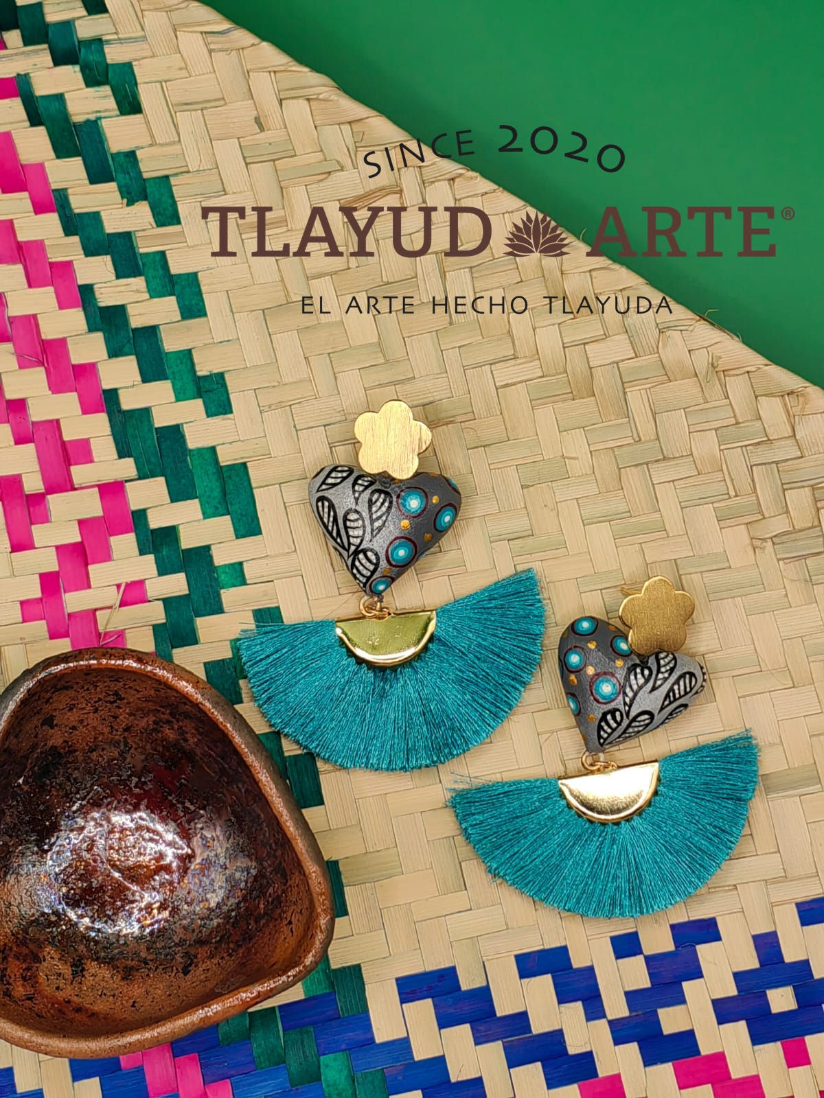 Aretes madera de Copal