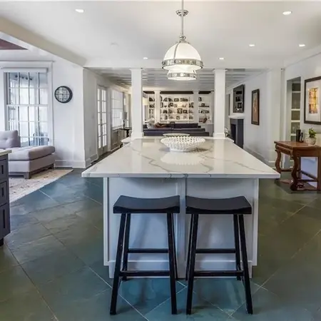 Ridgefield Home by Chris Curnan