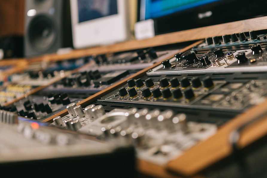 studio2.jpg