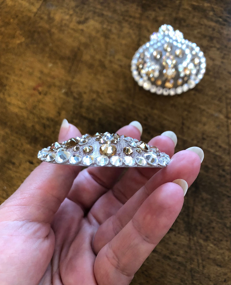 Thumbnail: Spellbound Ultimate Illusion Pecties Bottom View