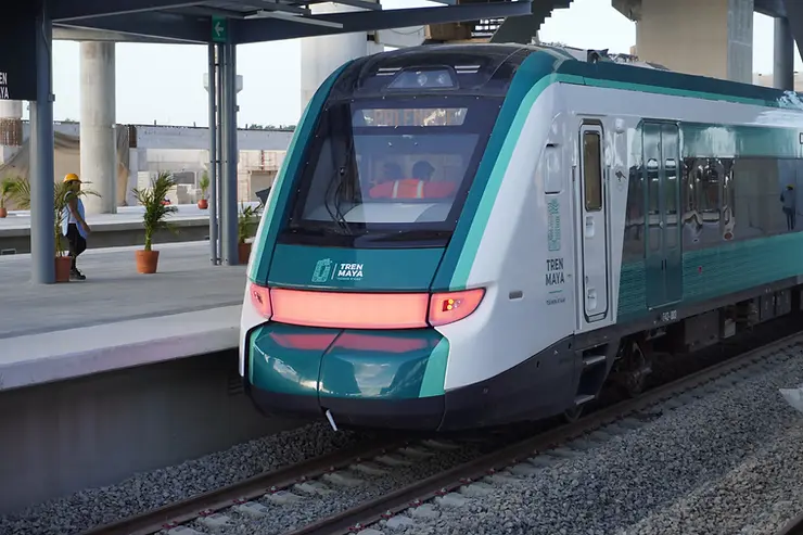 Maya Train.