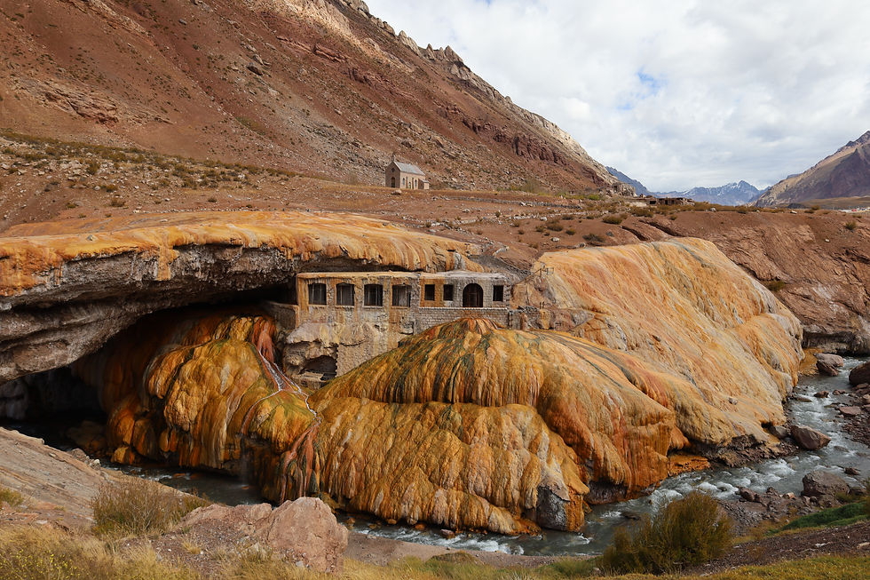 Monumento Natural Puente del Inca