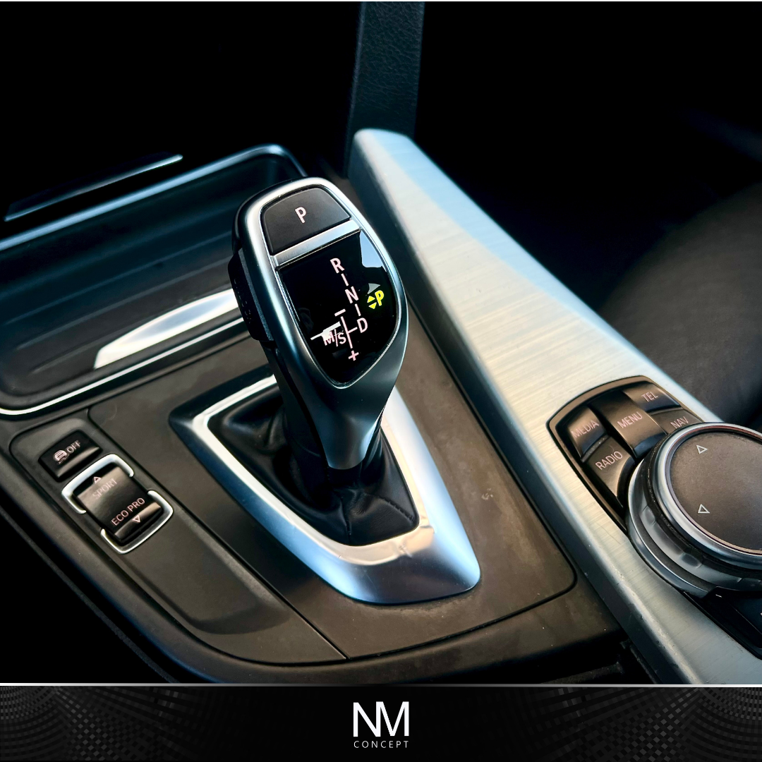 Serie 320d Pack M detalhe 7