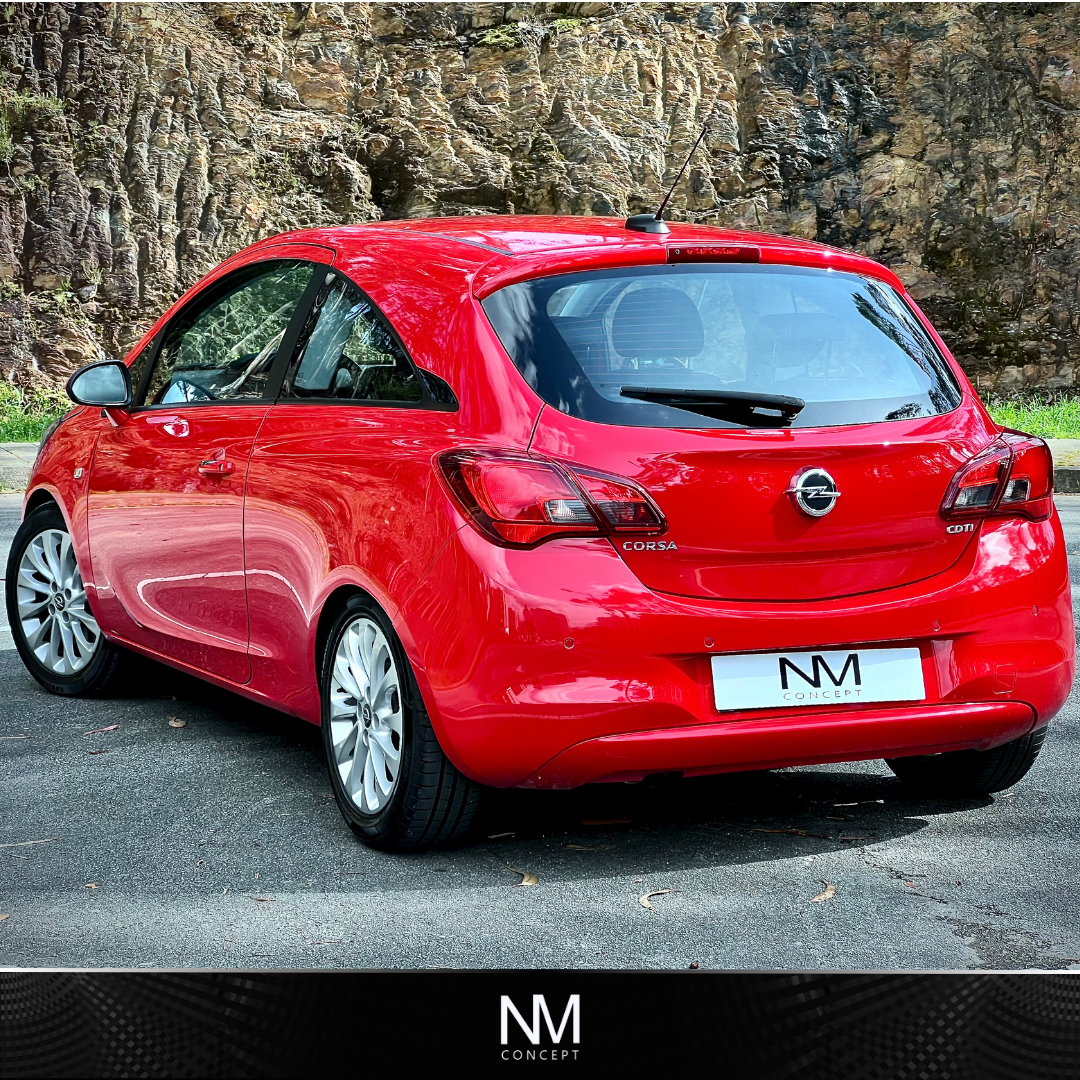 Corsa Cosmos detalhe 3