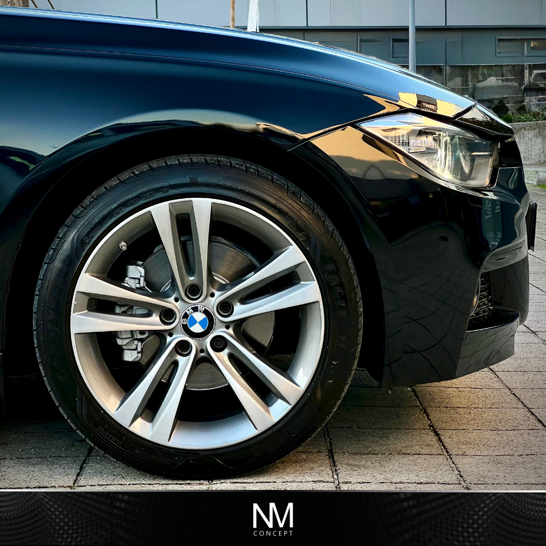 Serie 320d Pack M detalhe 4