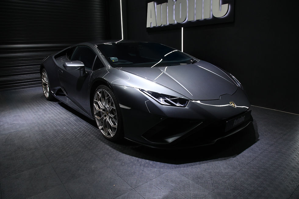 Lamborghini Huracan EVO RWD.jpg
