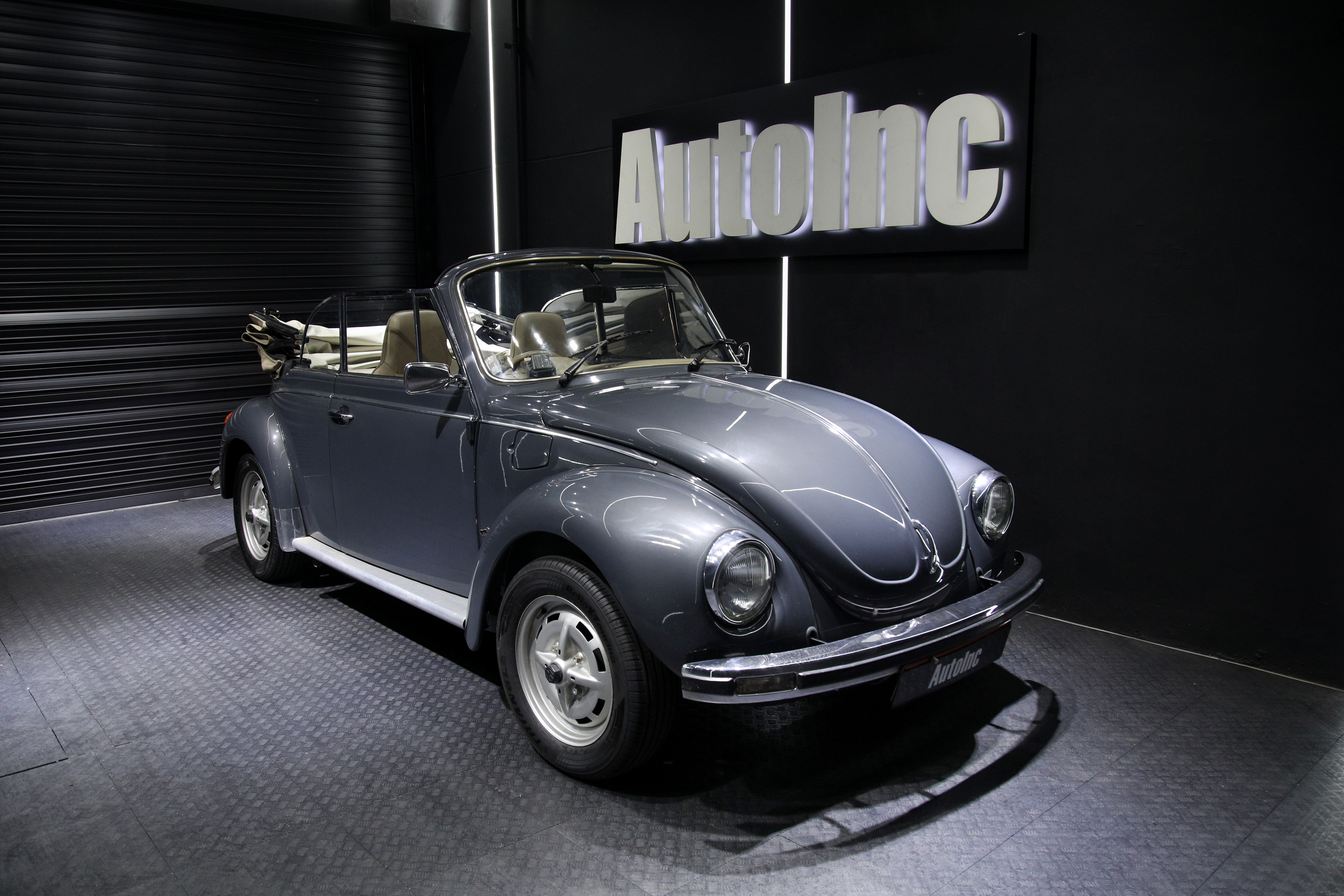 Volkswagen Beetle 1303_1.jpg