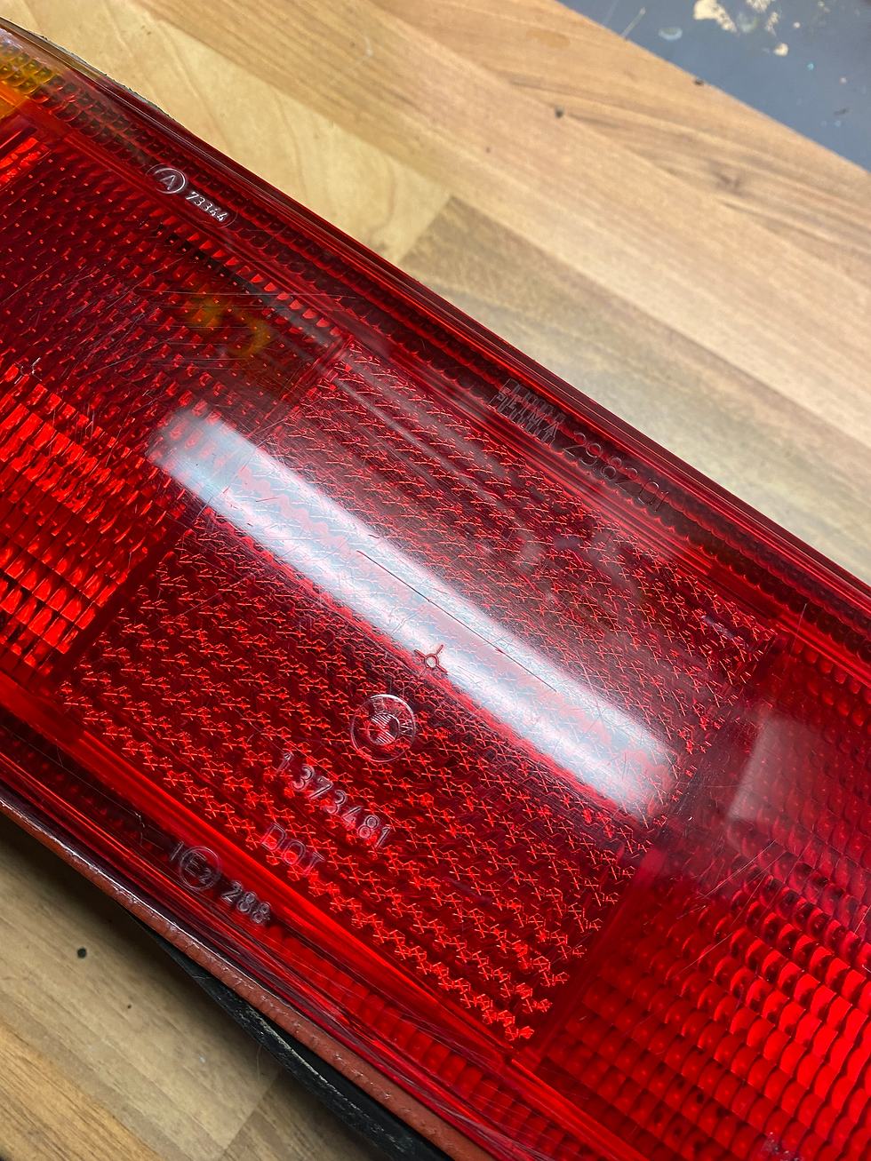 Miniaturbild: BMW E21 Rückleuchte links Fahrerseite Nr. 26