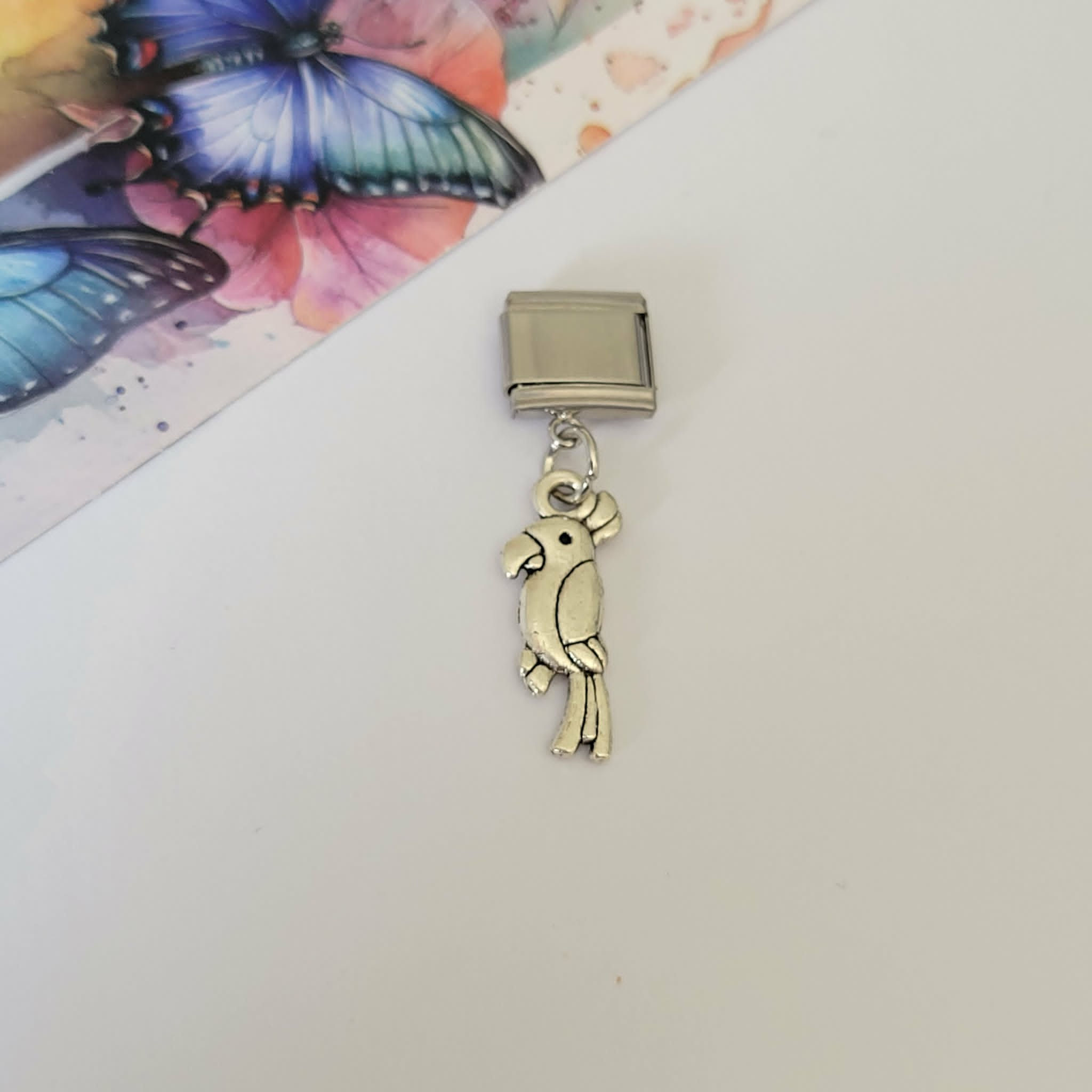 Parrot - Nomination Style Charm