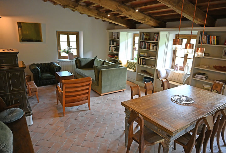 Living room DSC_4285.JPG