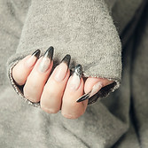 Extensões_de_Gel_French_Nail_com_Nail_Art.jpg