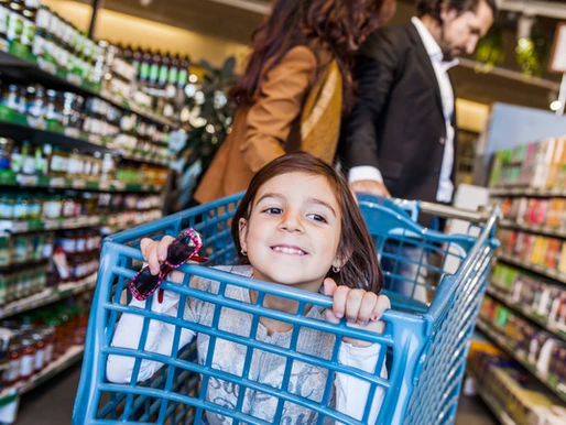 Supermercados Ajudam as Famílias Necesssitadas.