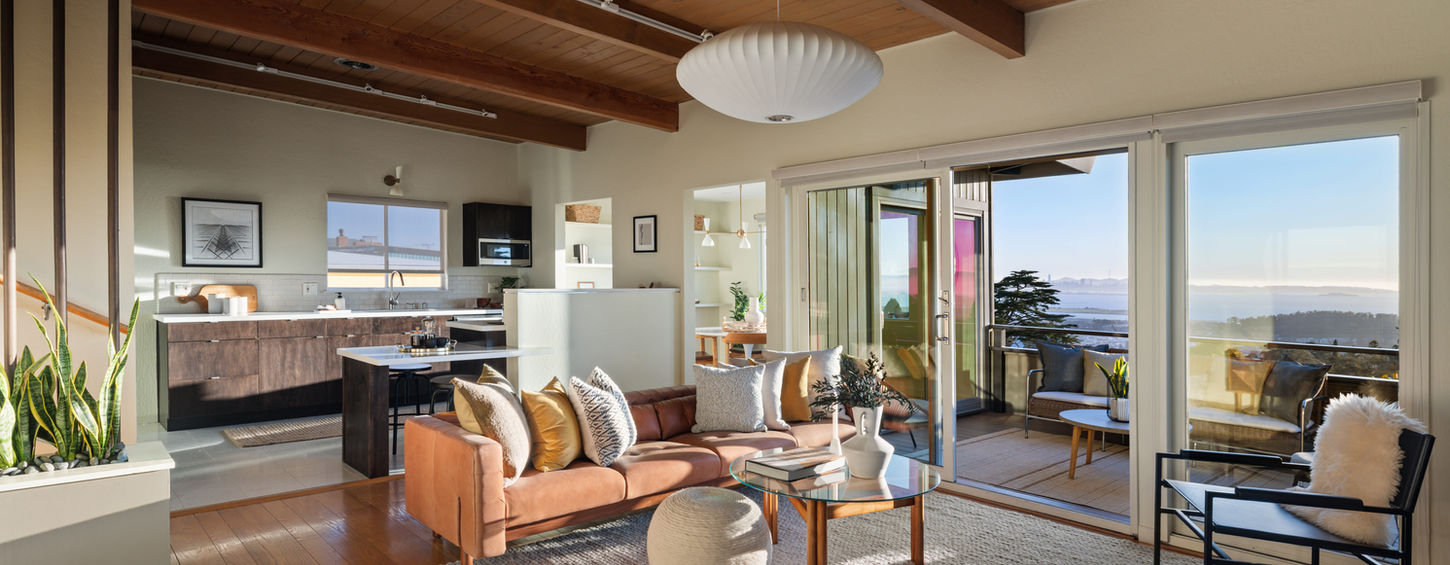 Architectural photography by Build Media Co — vaulted living room with ocean view