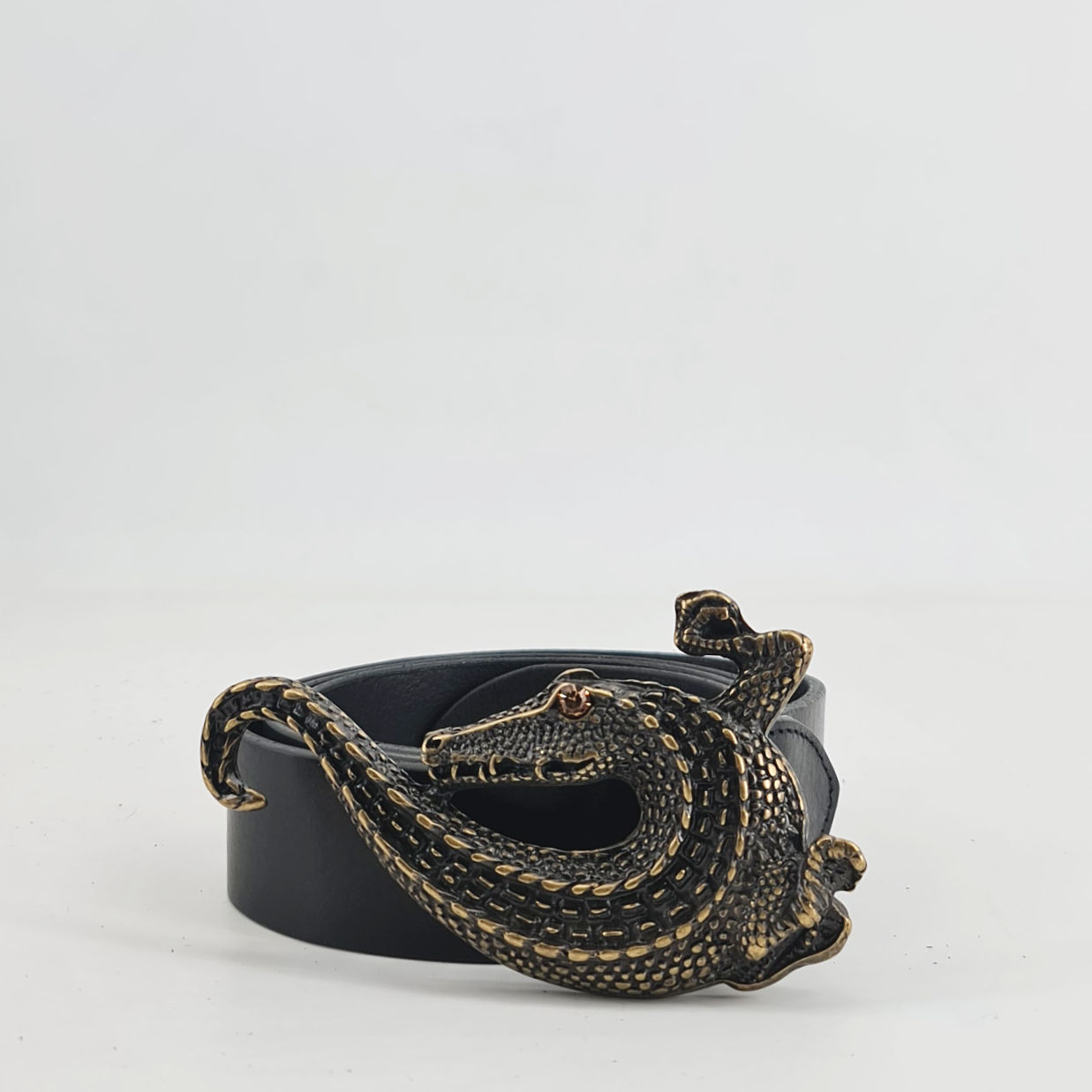 Cintura in pelle con fibbia coccodrillo - Nero ♥