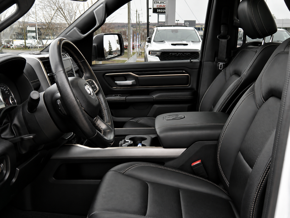 Miniature : RAM 1500 SPORT level 2  2022 - 90 274km | Sur commande