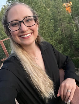 Amanda profile.jpeg