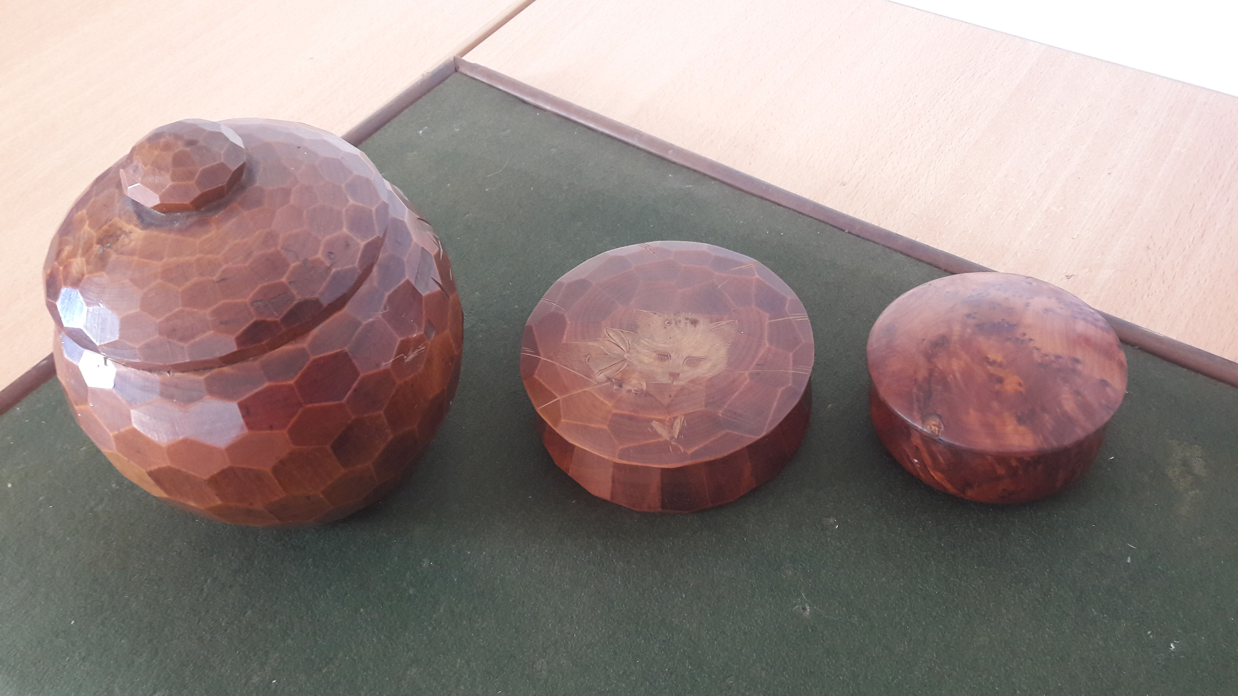 LOT DE 3 BELLES BOITES BOIS SCULPTE