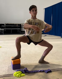 Should My Dancer Train at Home During Winter Break? What Parents Need to Know