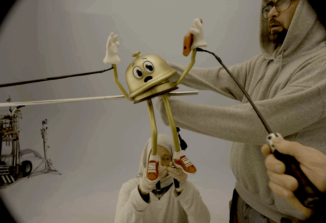 Blinkink_JohnnyWill_Hotels-Paid-Socials_BTSpuppet1.gif