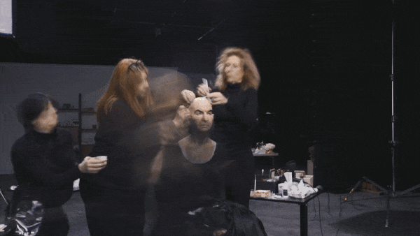 Behind_the_Scenes_90_YOUTUBE_1GIF-_3-ezgif.com-resize.gif