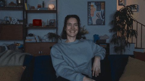 Behind_the_Scenes_90_YOUTUBE_1GIF-ezgif.com-resize.gif